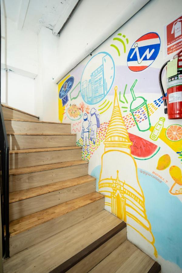 Liberta Hostel Банкок Екстериор снимка