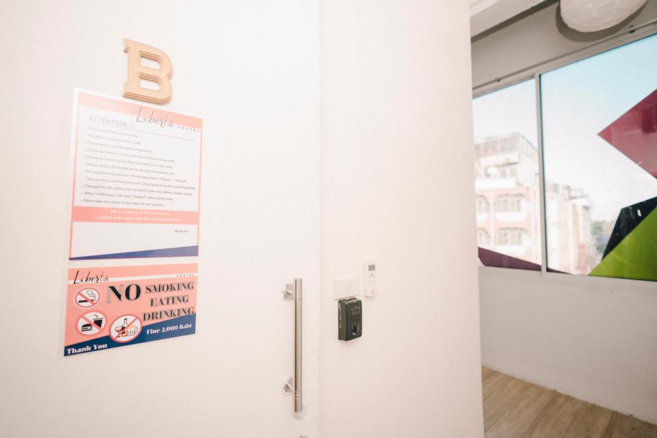 Liberta Hostel Банкок Екстериор снимка